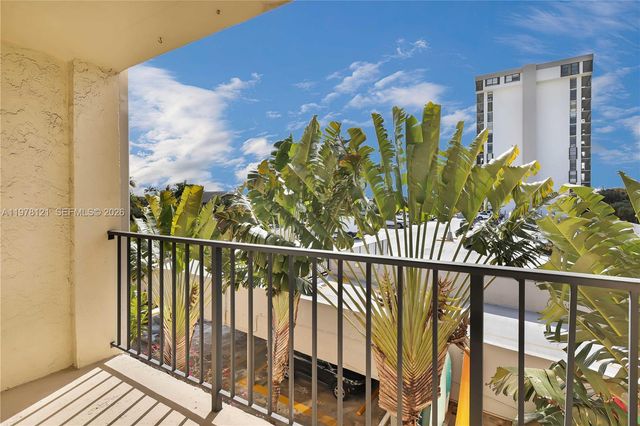 2600 NE 135th St 3C-A, North Miami, FL 33181