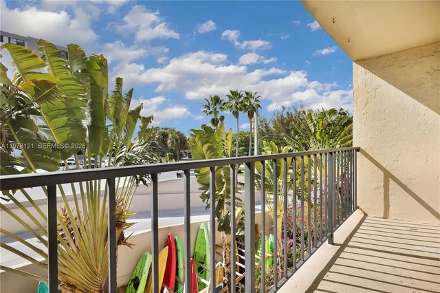 2600 NE 135th St 3C-A, North Miami, FL 33181