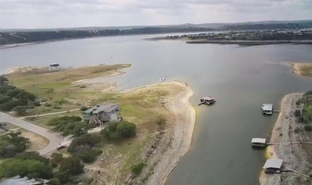 2900 Constitution DR, Lago Vista, TX 78645