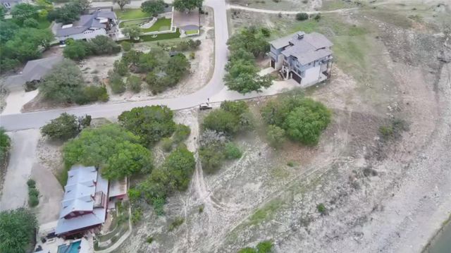 2900 Constitution DR, Lago Vista, TX 78645
