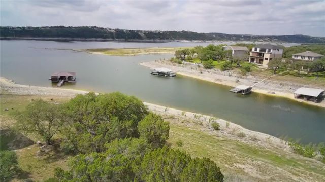 2900 Constitution DR, Lago Vista, TX 78645