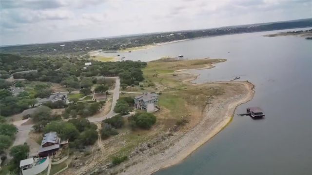 2900 Constitution DR, Lago Vista, TX 78645