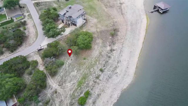 2900 Constitution DR, Lago Vista, TX 78645