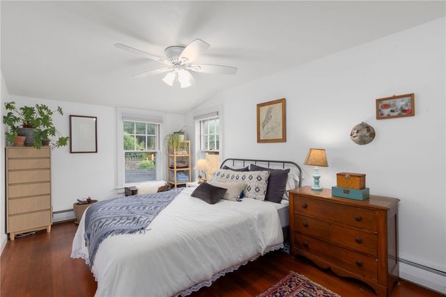 65 King Phillip Street, Portsmouth, RI 02871