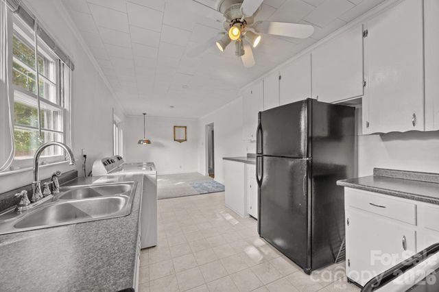 515 W Stokes Street, China Grove, NC 28023