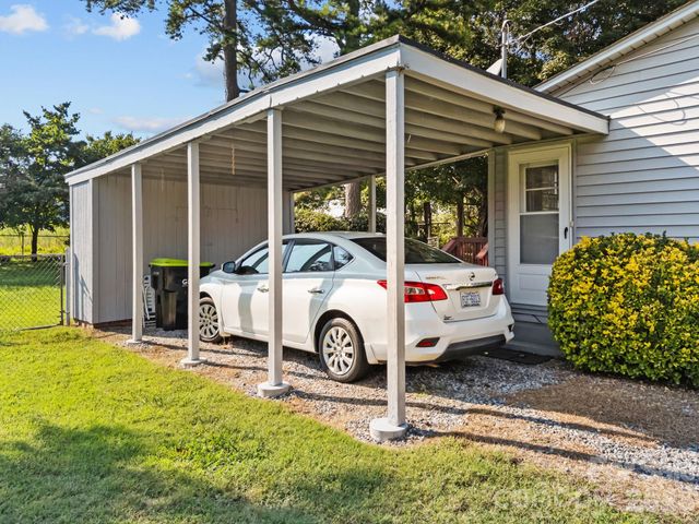 515 W Stokes Street, China Grove, NC 28023