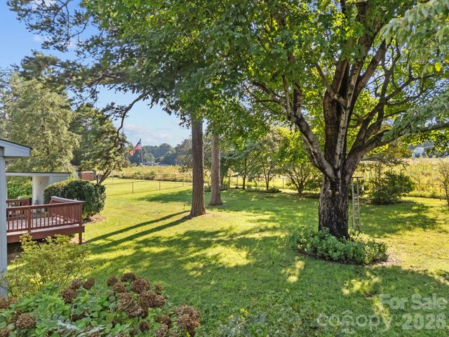 515 W Stokes Street, China Grove, NC 28023