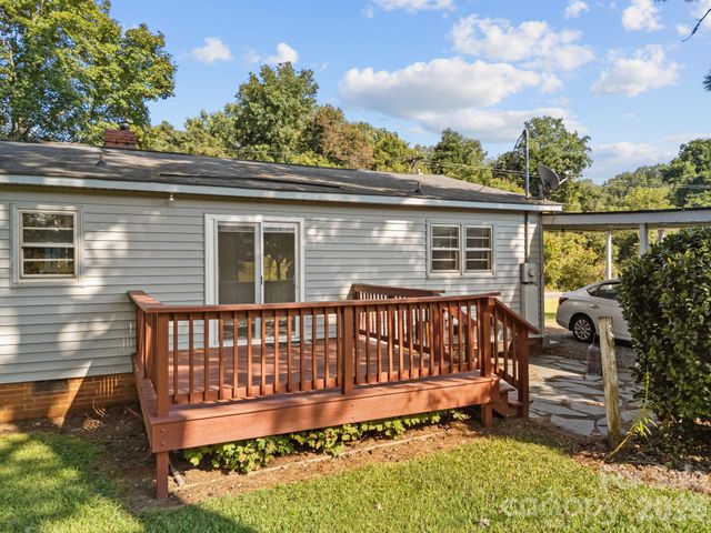 515 W Stokes Street, China Grove, NC 28023