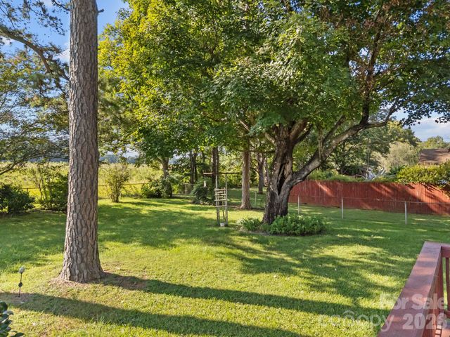 515 W Stokes Street, China Grove, NC 28023