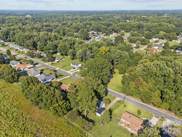 515 W Stokes Street, China Grove, NC 28023