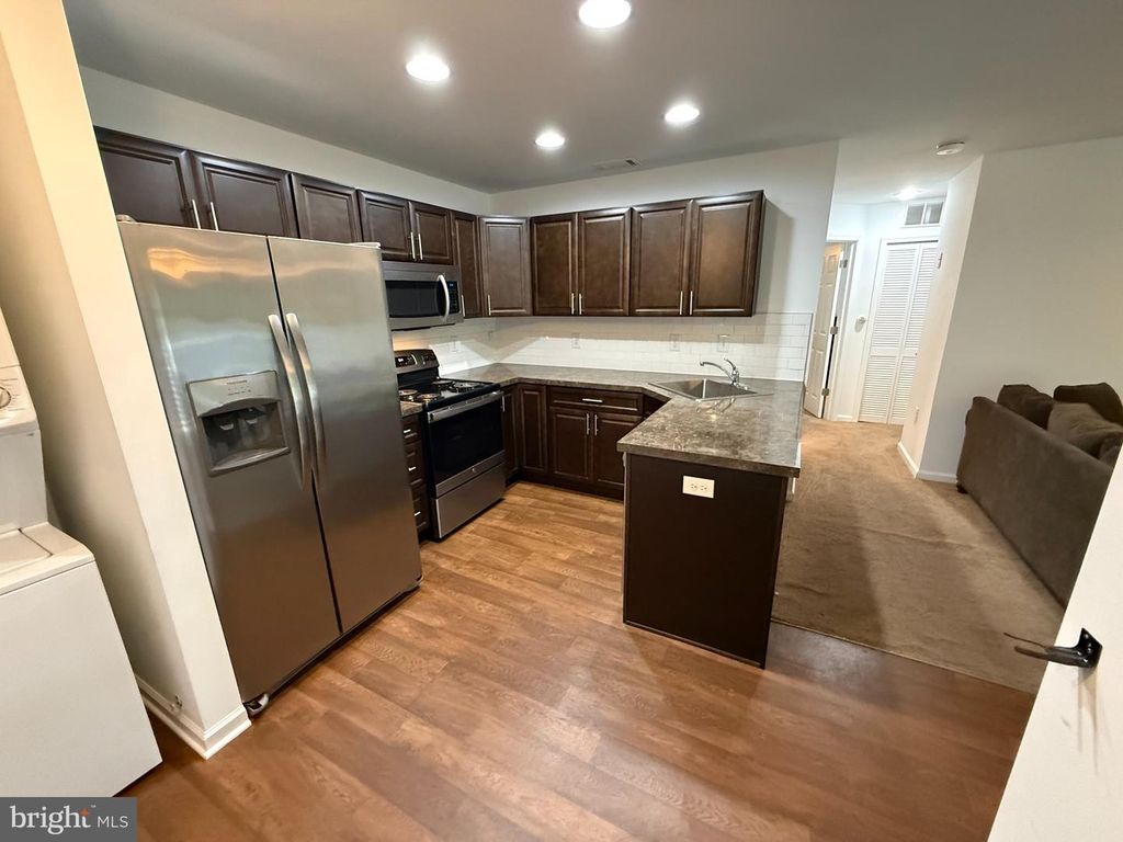 141 ASHTON CT, WEST DEPTFORD TWP, NJ 08051 — photo 2