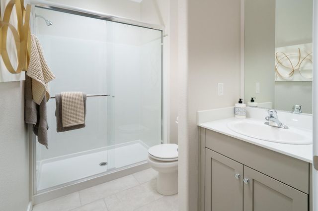 1126 Bellawood Dr, Galt, CA 95632