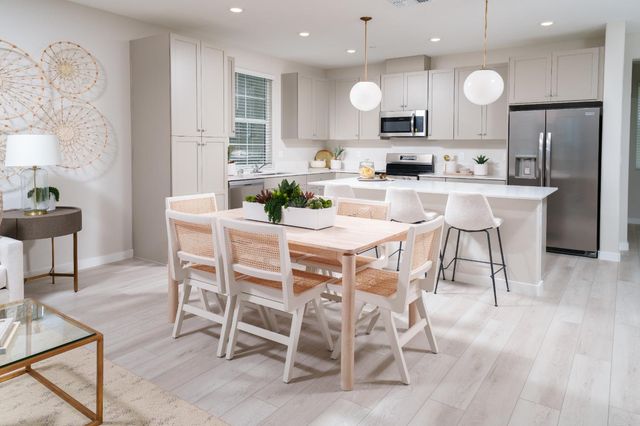 1126 Bellawood Dr, Galt, CA 95632