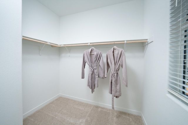 1126 Bellawood Dr, Galt, CA 95632