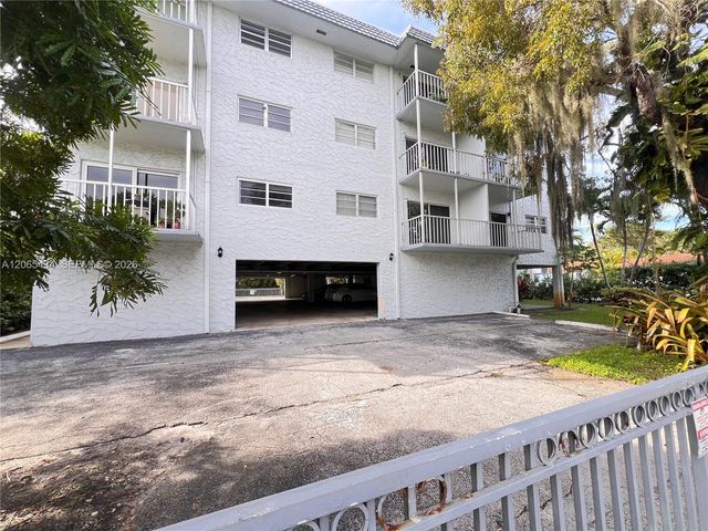 12290 NE 11th Ct 203, North Miami, FL 33161