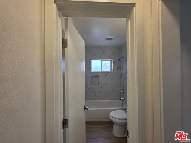 1428 11th Street 5, Santa Monica, CA 90401