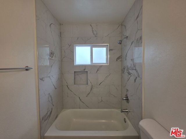 1428 11th Street 5, Santa Monica, CA 90401