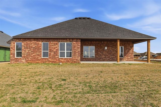 9316 NW 79th Terrace, Yukon, OK 73099