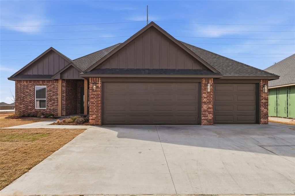 9316 NW 79th Terrace, Yukon, OK 73099
