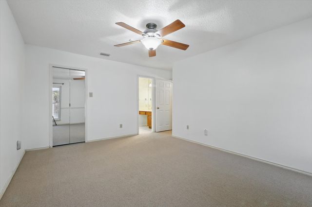 829 Blue Oak Drive, Lewisville, TX 75067