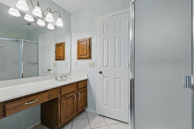 829 Blue Oak Drive, Lewisville, TX 75067