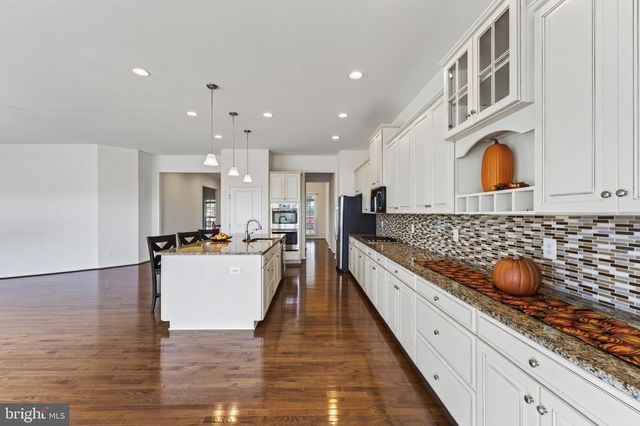 26583 VANDERVIEW PL, Chantilly, VA 20152