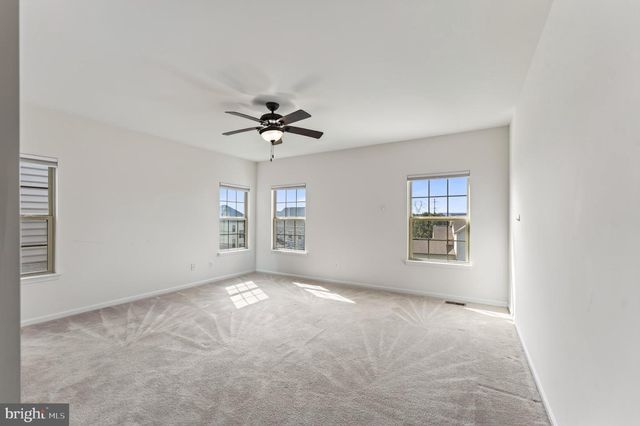 26583 VANDERVIEW PL, Chantilly, VA 20152