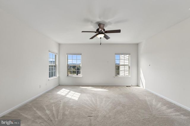 26583 VANDERVIEW PL, Chantilly, VA 20152