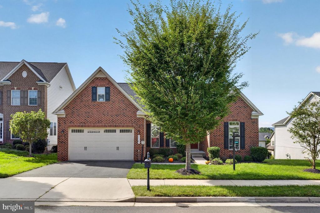 26583 VANDERVIEW PL, Chantilly, VA 20152