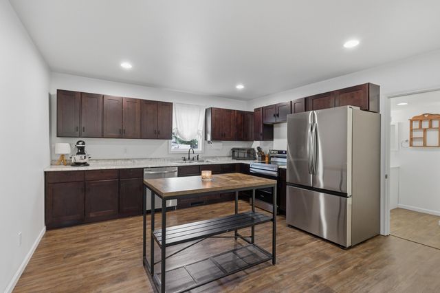 717 N Adams Street, Nevada, MO 64772