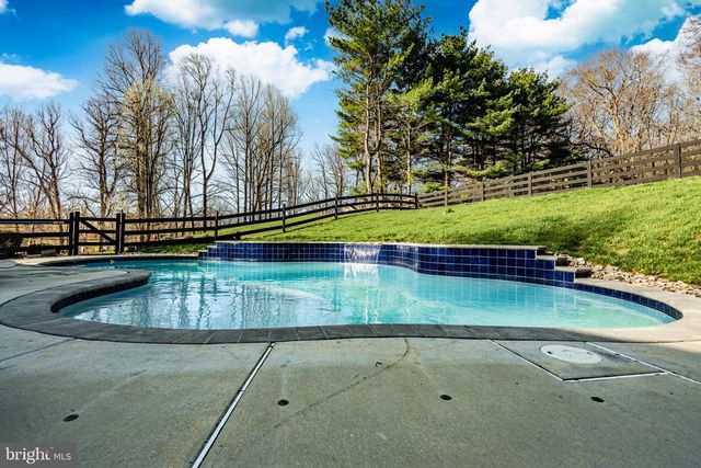 6 GREENRIDGE RD, Glenmoore, PA 19343