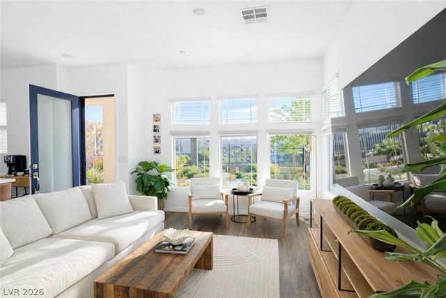 12524 Primrose Grove Lane, Las Vegas, NV 89138