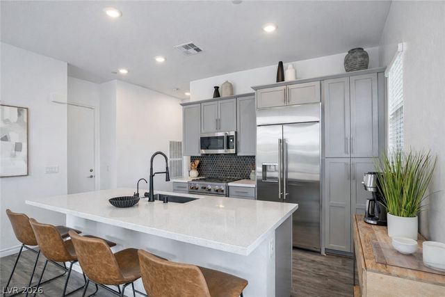 12524 Primrose Grove Lane, Las Vegas, NV 89138