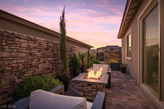 12524 Primrose Grove Lane, Las Vegas, NV 89138