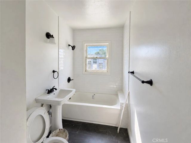 1306 W Martin Luther King Jr, Los Angeles, CA 90037