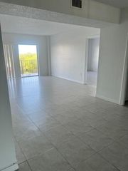 4164 Inverrary Dr 803, Lauderhill, FL 33319