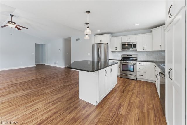 5799 Birmingham Road NE, Canton, OH 44721