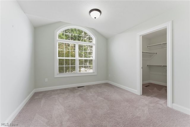 5799 Birmingham Road NE, Canton, OH 44721