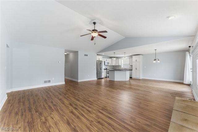 5799 Birmingham Road NE, Canton, OH 44721