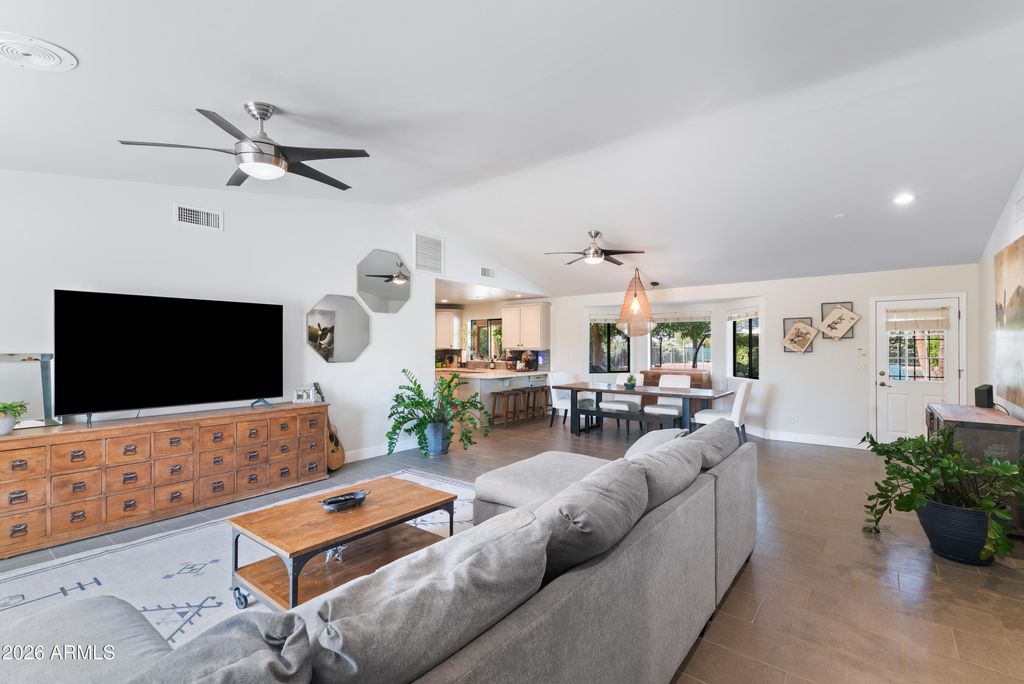 19216 N 29TH Street, Phoenix, AZ 85050 — exterior