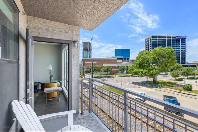 5609 SMU Boulevard 202, Dallas, TX 75206