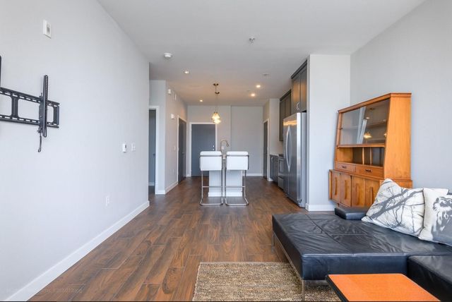 5609 SMU Boulevard 202, Dallas, TX 75206