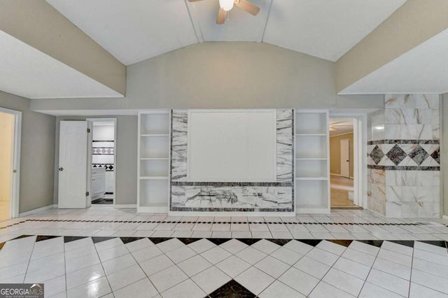 759 Springwood Drive NW, Lilburn, GA 30047
