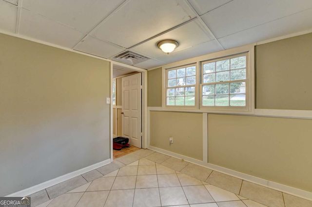 759 Springwood Drive NW, Lilburn, GA 30047