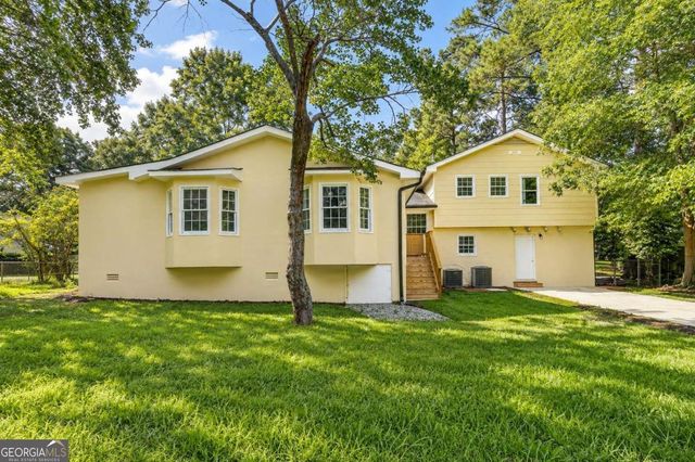 759 Springwood Drive NW, Lilburn, GA 30047