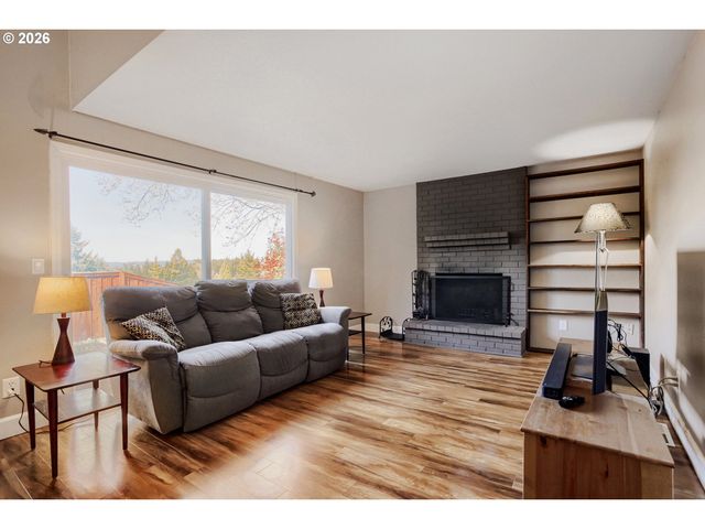 7815 Sw 184TH Ave, Beaverton, OR 97007