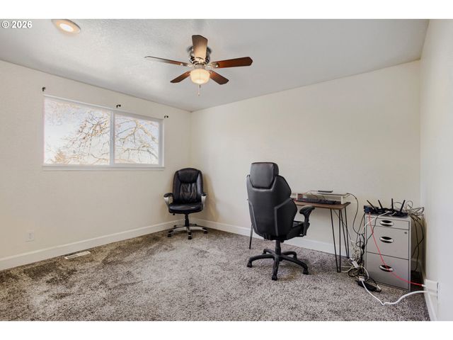 7815 Sw 184TH Ave, Beaverton, OR 97007