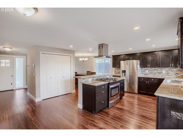 7815 Sw 184TH Ave, Beaverton, OR 97007