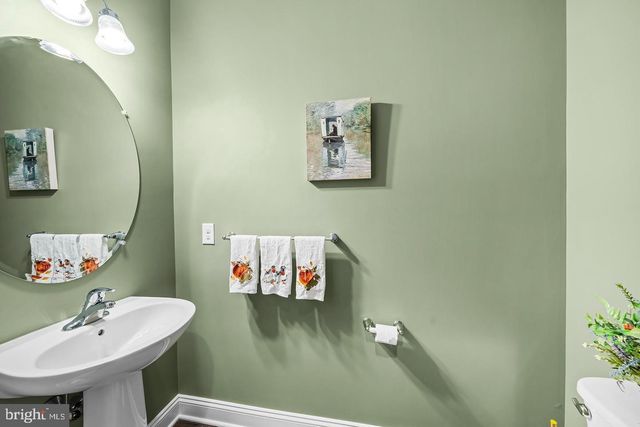 317 RIDGEWOOD DR, Royersford, PA 19468