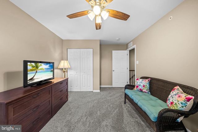 317 RIDGEWOOD DR, Royersford, PA 19468